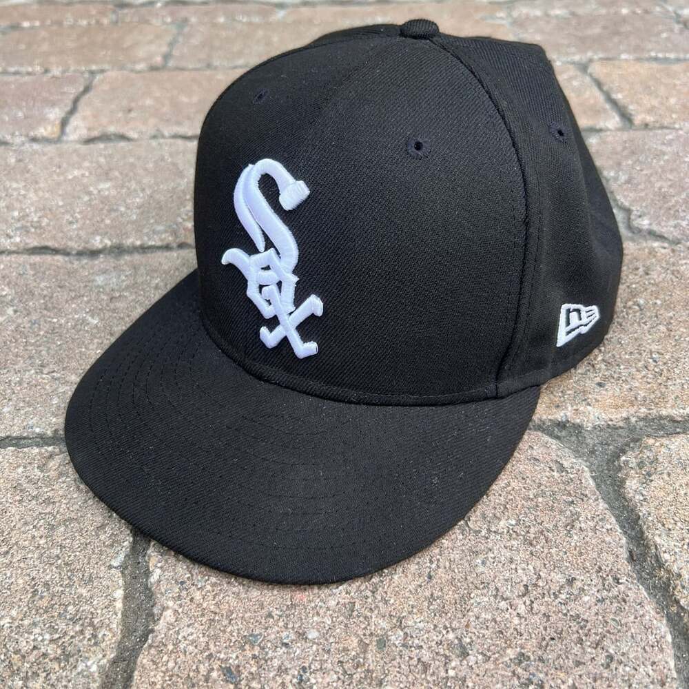 New Era Chicago White Sox 59FIFTY Fitted Hat Eight Ball Cherry Blossoms 7 1/2